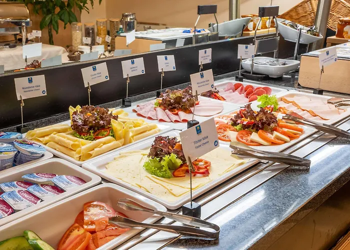 Ocean Pearl Frankfurt Station 3*