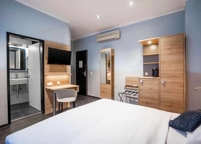 Hotel Ocean Pearl Frankfurt Station 3*